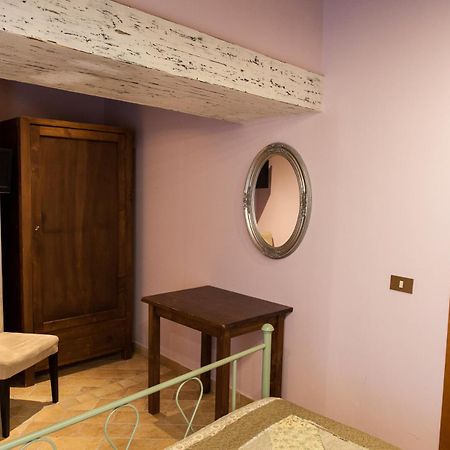 Agriturismo La Solagna Villa Montebello di Bertona Dış mekan fotoğraf